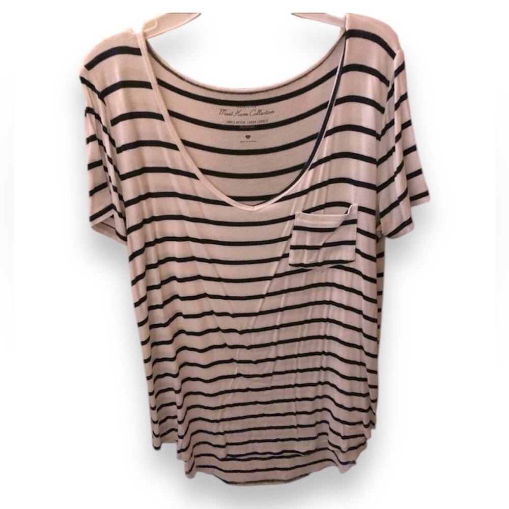 Hollister Must Have Tee Size S